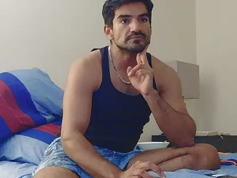 piggylatino webcam show