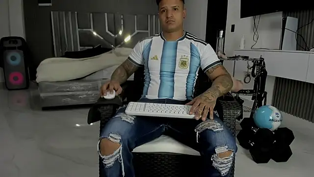 عرض كام master_leather