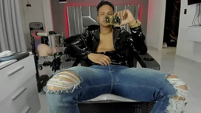 عرض كام master_leather