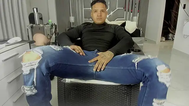 عرض كام master_leather