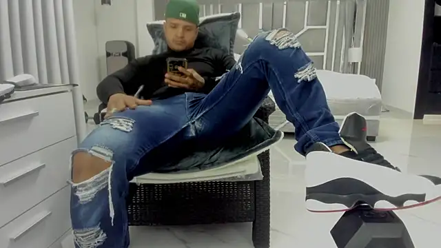 master_leather Pertunjukan Webcam