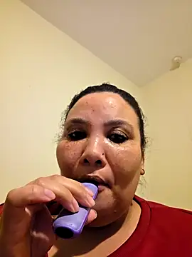 Curvy-Nthabi_X: вебкам-шоу