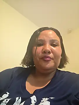 Sala de chat ao vivo de Curvy-Nthabi_X