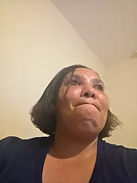 Chat ao vivo de Curvy-Nthabi_X