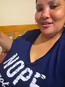 Curvy-Nthabi_X Шоу с уебкамера