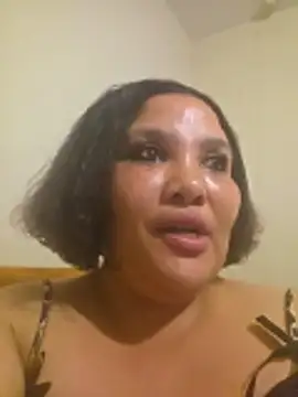 Curvy-Nthabi_X Webcam-Show