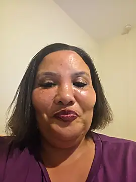 Curvy-Nthabi_X – webcam-show