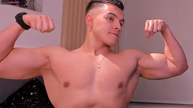 Mason_bennet 在線直播表演