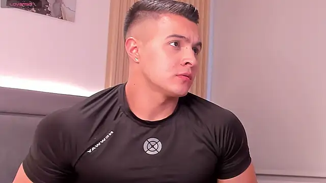 Mason_bennet Adlı Modelin Web Kamerası Şovu