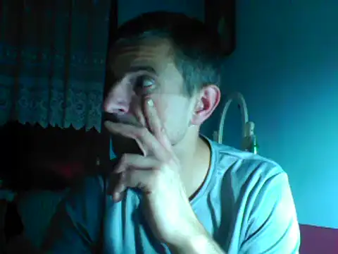 Webkamerová show TwardyKierowca