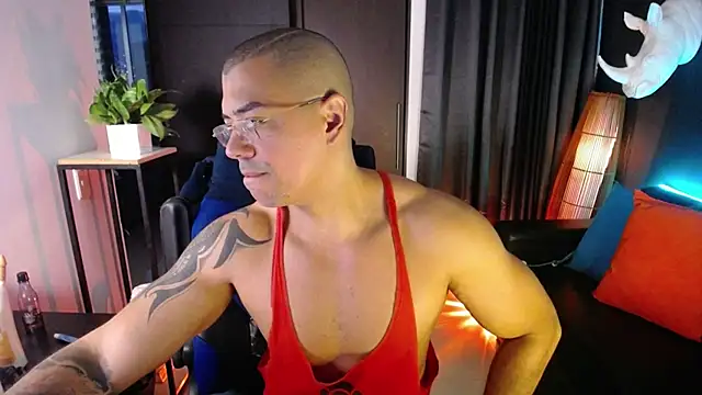 Show modela Zed_ferrer na web-kameri