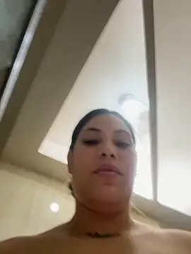 Anna_Bitch_Disgusting – Naživo chatovacia miestnosť