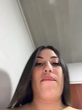 Anna_Bitch_Disgusting 在線直播表演