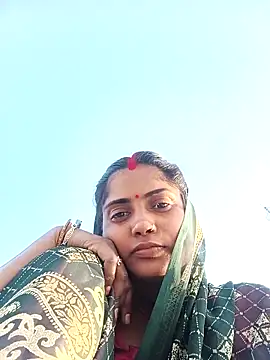 ห้องแชทสดของ Pushpa_hotty