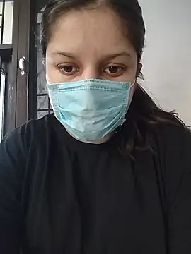 Cute_hotzara webcam show