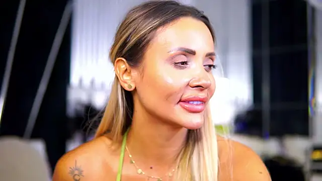 Show modela CelesteArden na web-kameri