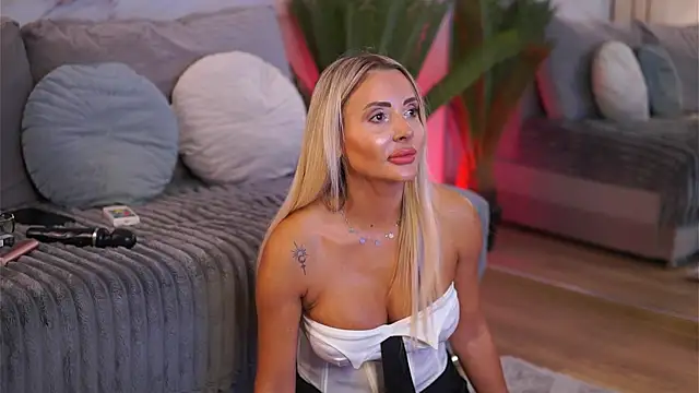 CelesteArden's Webcam Show