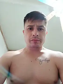 Al3vr webkamerás műsora