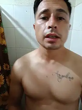 Show modela Al3vr na web-kameri