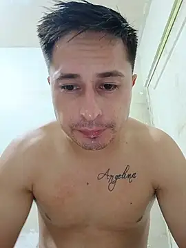 Al3vr Show in webcam