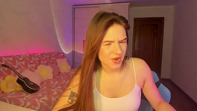 Pokazy przed kamerką – luna_lust_212