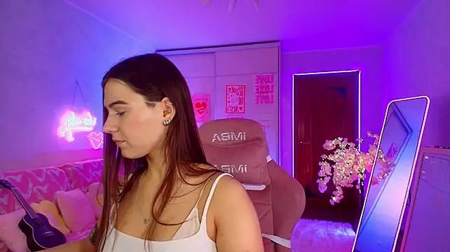 luna_lust_212 Webcam-Show