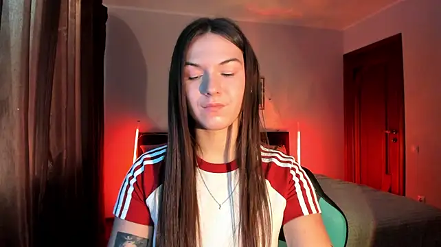 luna_lust_212 Pertunjukan Webcam