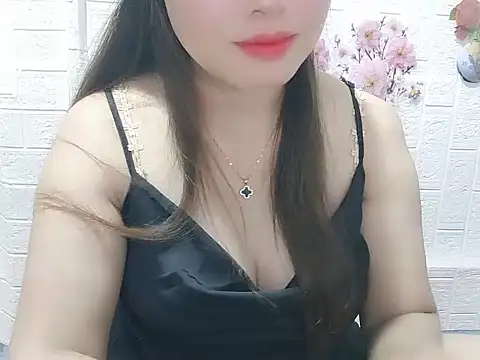 Chatroom XXX en direct de Kimlii-lie