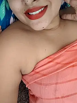 Chat +18 de Cute_Ayushii ao vivo
