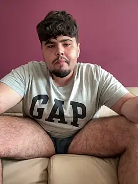 Show modela Yannick04 na web-kameri