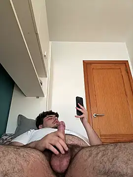 Pertunjukan Kamera Web Yannick04