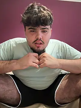 Yannick04 webkamerás műsora