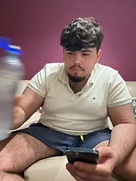 Yannick04 webcam show