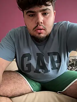 Yannick04 webkamerás műsora