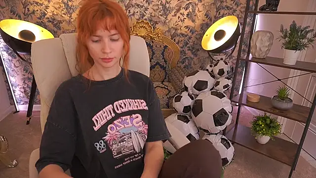Nicol_Moonn's Live XXX Chat