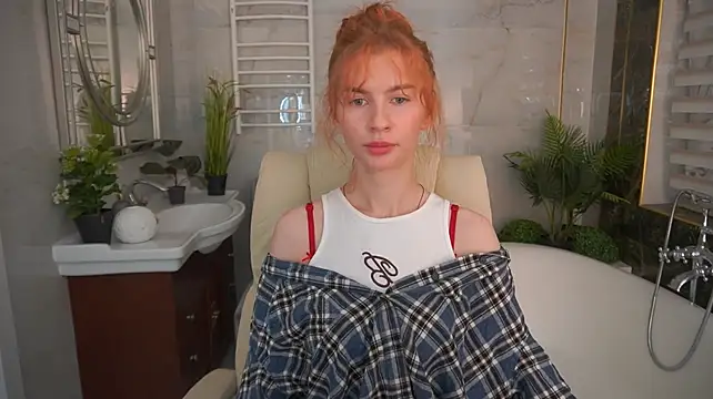 Nicol_Moonn Adlı Modelin Canlı XXX Sohbeti