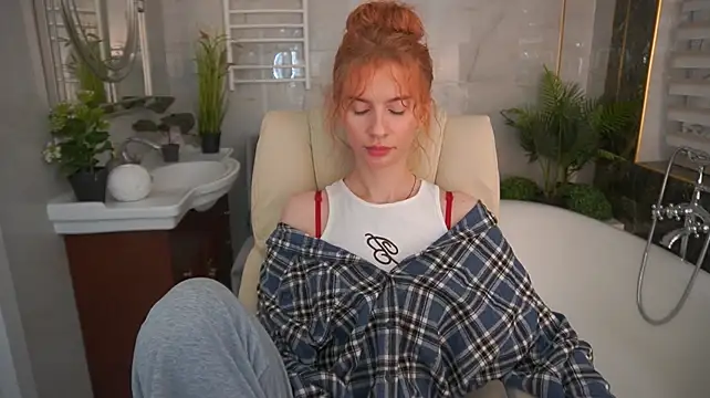 Nicol_Moonn: вебкам-шоу