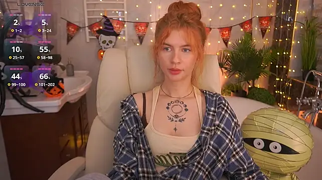 Nicol_Moonn's Webcam Show
