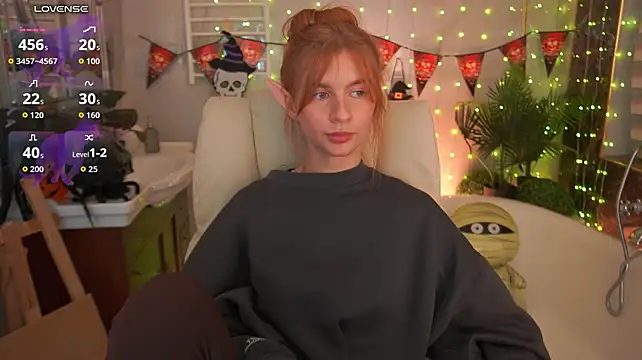 Nicol_Moonn's Webcam Show