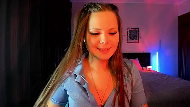 Kira_love_81 Adlı Modelin Canlı XXX Sohbeti