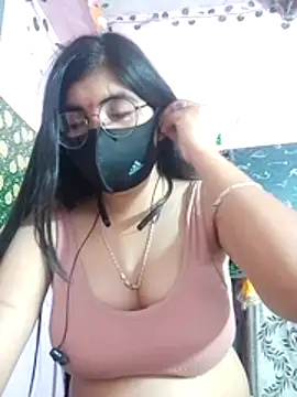 isha_sharma2002's Live XXX Chat