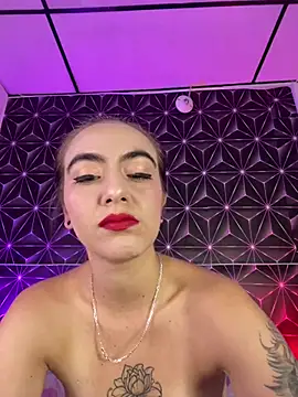 MelanyyJhonson15 live XXX chat
