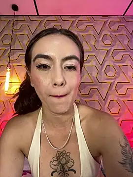 MelanyyJhonson15's Live XXX Chat