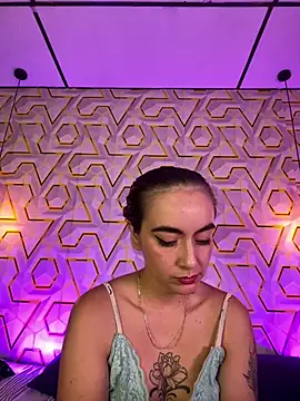 MelanyyJhonson15 Chat XXX live
