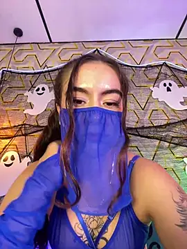 MelanyyJhonson15's Live XXX Chat
