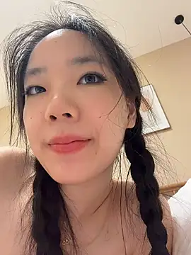 TinyBabeのウェブカメラショー