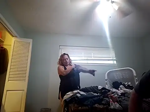 Eclipsed8 Webcam Show