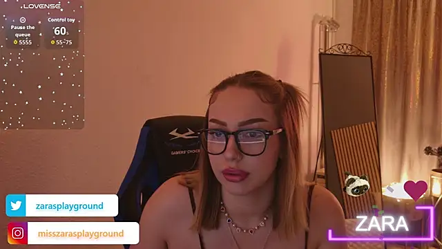 ZarasPlayground Live XXX-Chat