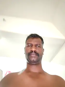 Paramkeerthiのウェブカメラショー