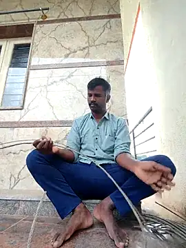 عرض كام Paramkeerthi